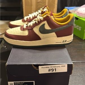 Brand New Nike Air Force 1 Brown/Green size 8.5 men/10 women